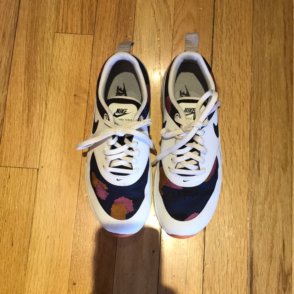 Nike Air Max Thea Sneakers- Women’s Size 5